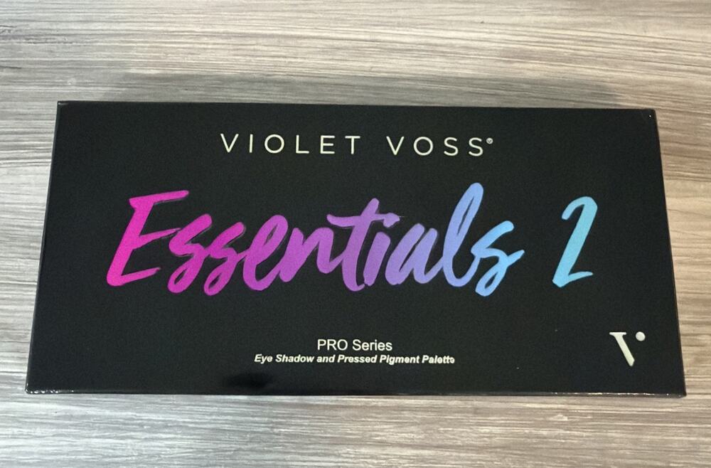 Violet Voss ESSENTIALS 2 Pro Series Eyeshadow Pressed Pigment Palette NEW